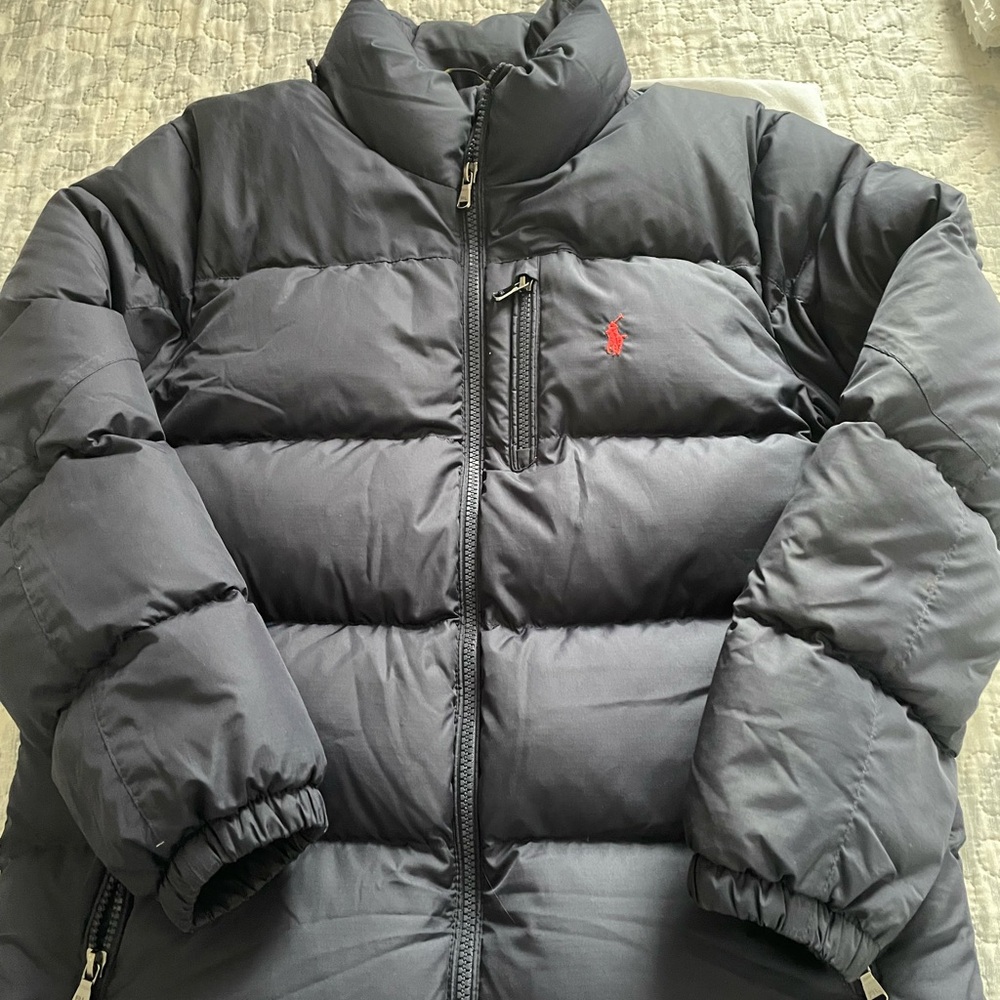 Water-Repellent Down Jacket without the zipper hoodie. Great conditions.